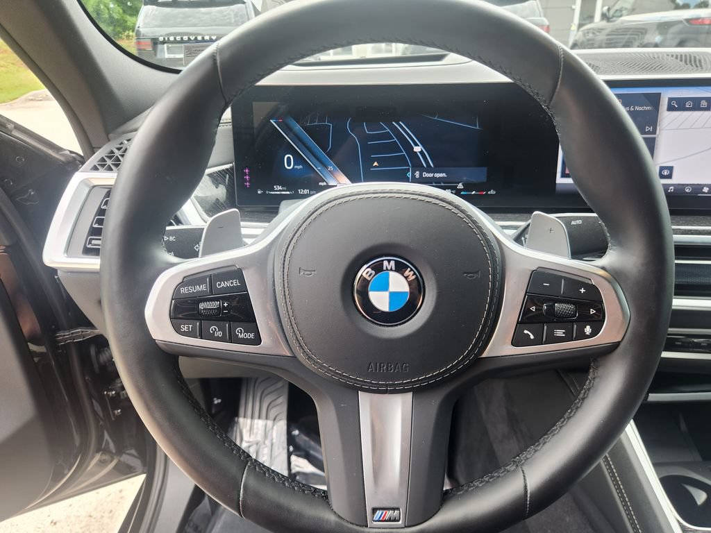 Used 2026 BMW X6 xDrive40i AWD/4WD image 21