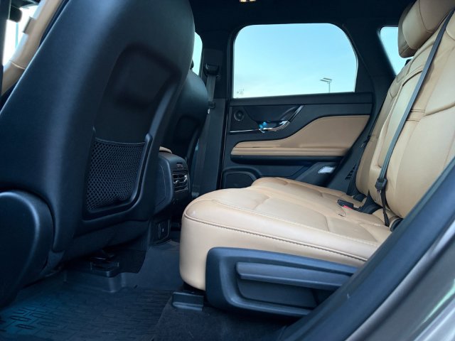 Used 2020 Lincoln Corsair Reserve w/ Equipment Group 201A AWD/4WD image 17
