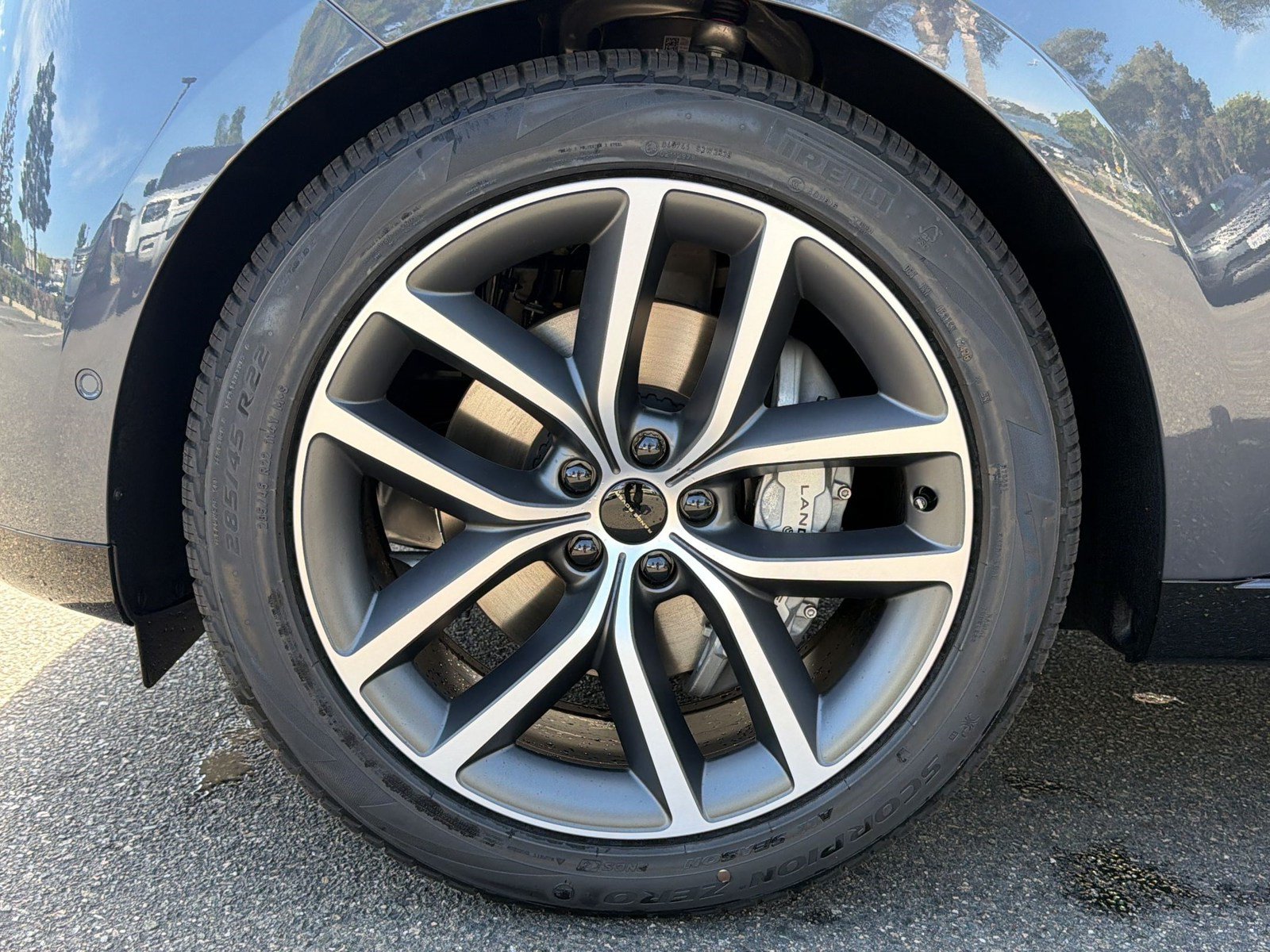 New 2026 Land Rover Range Rover SE AWD/4WD image 13