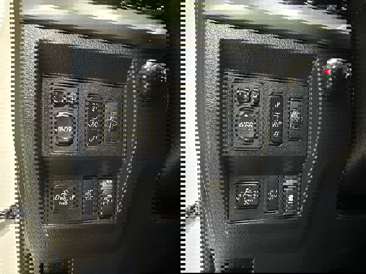 Used 2019 Toyota Tundra Platinum image 28