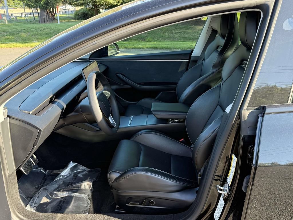 Used 2024 Tesla Model 3 Performance AWD/4WD image 11