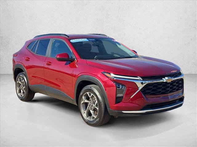 Certified 2025 Chevrolet Trax LT image 3