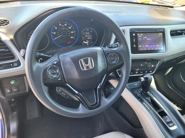 Used 2017 Honda HR-V EX image 9