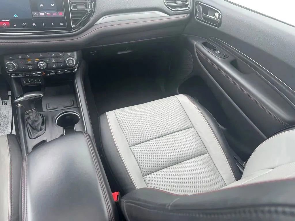 Used 2024 Dodge Durango R/T w/ Tow 'N Go Group AWD/4WD image 22