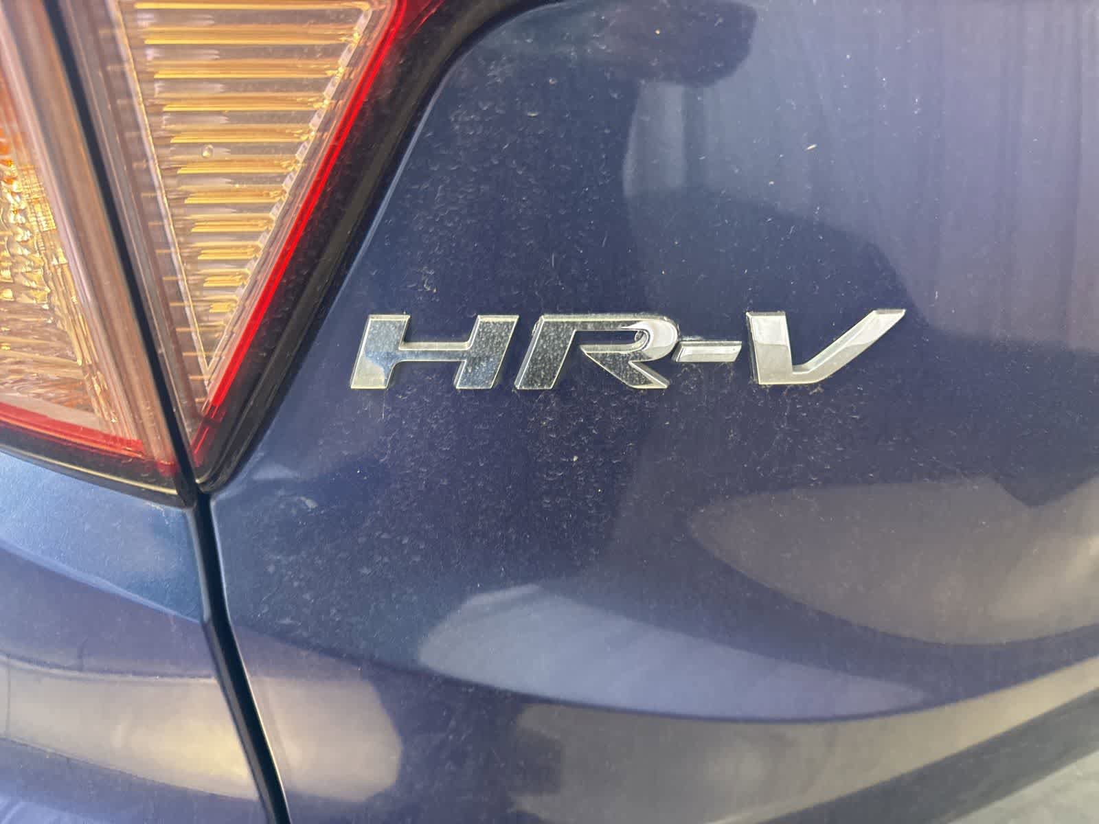 Used 2016 Honda HR-V LX image 11