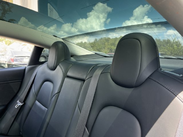Used 2019 Tesla Model 3 Long Range RWD image 18
