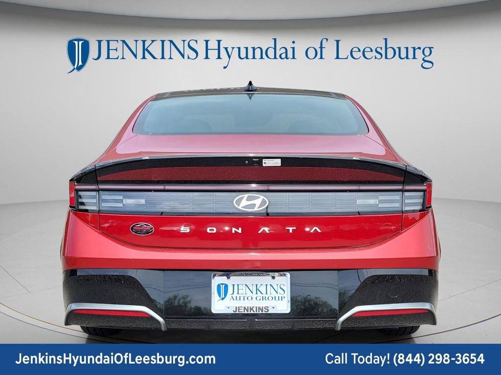 Used 2024 Hyundai Sonata SEL w/ Convenience Package FWD image 4