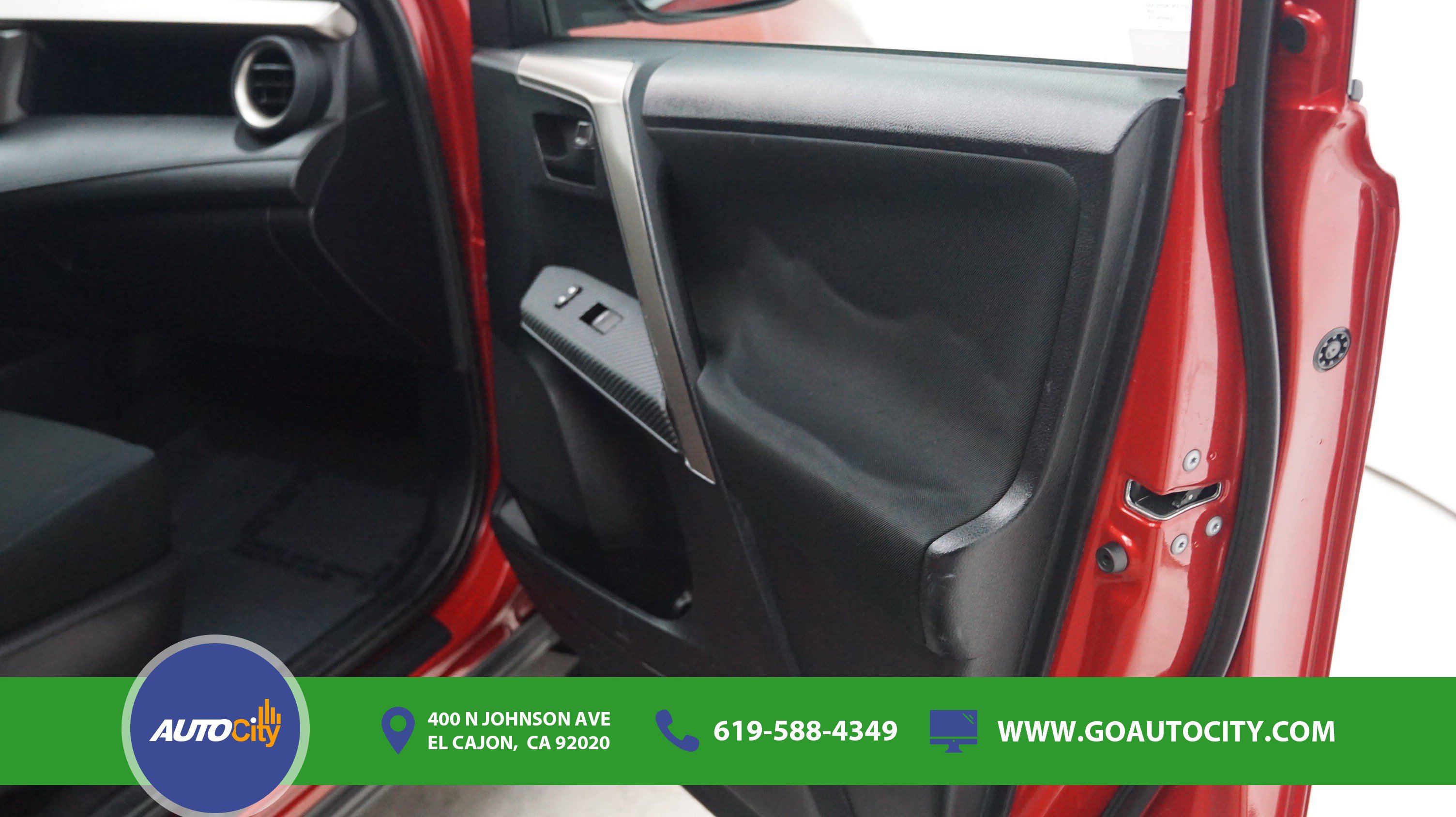 Used 2015 Toyota RAV4 LE FWD image 15