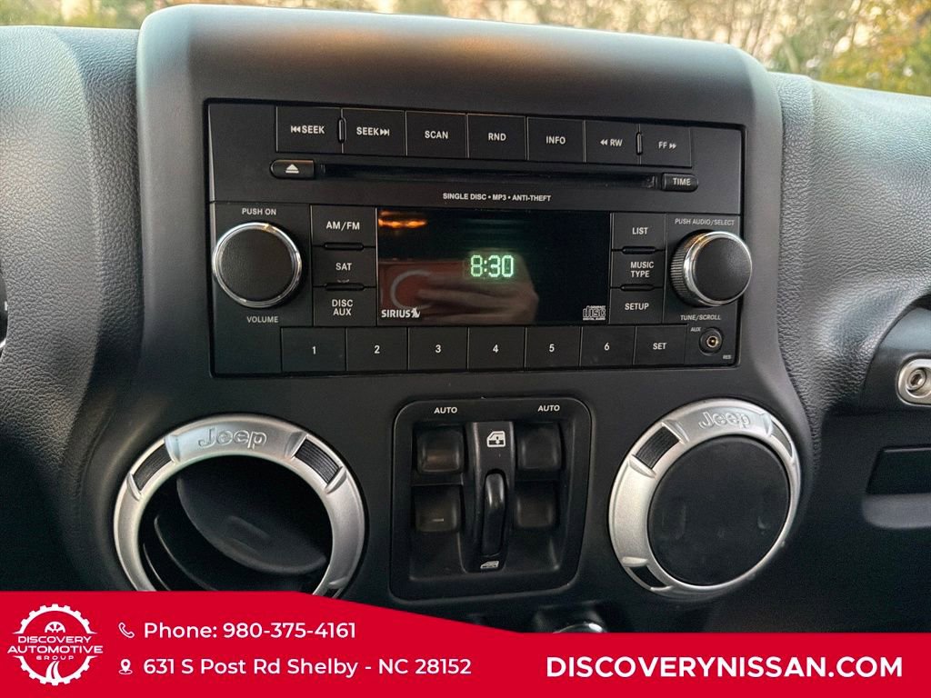 Used 2016 Jeep Wrangler Unlimited Sahara image 14