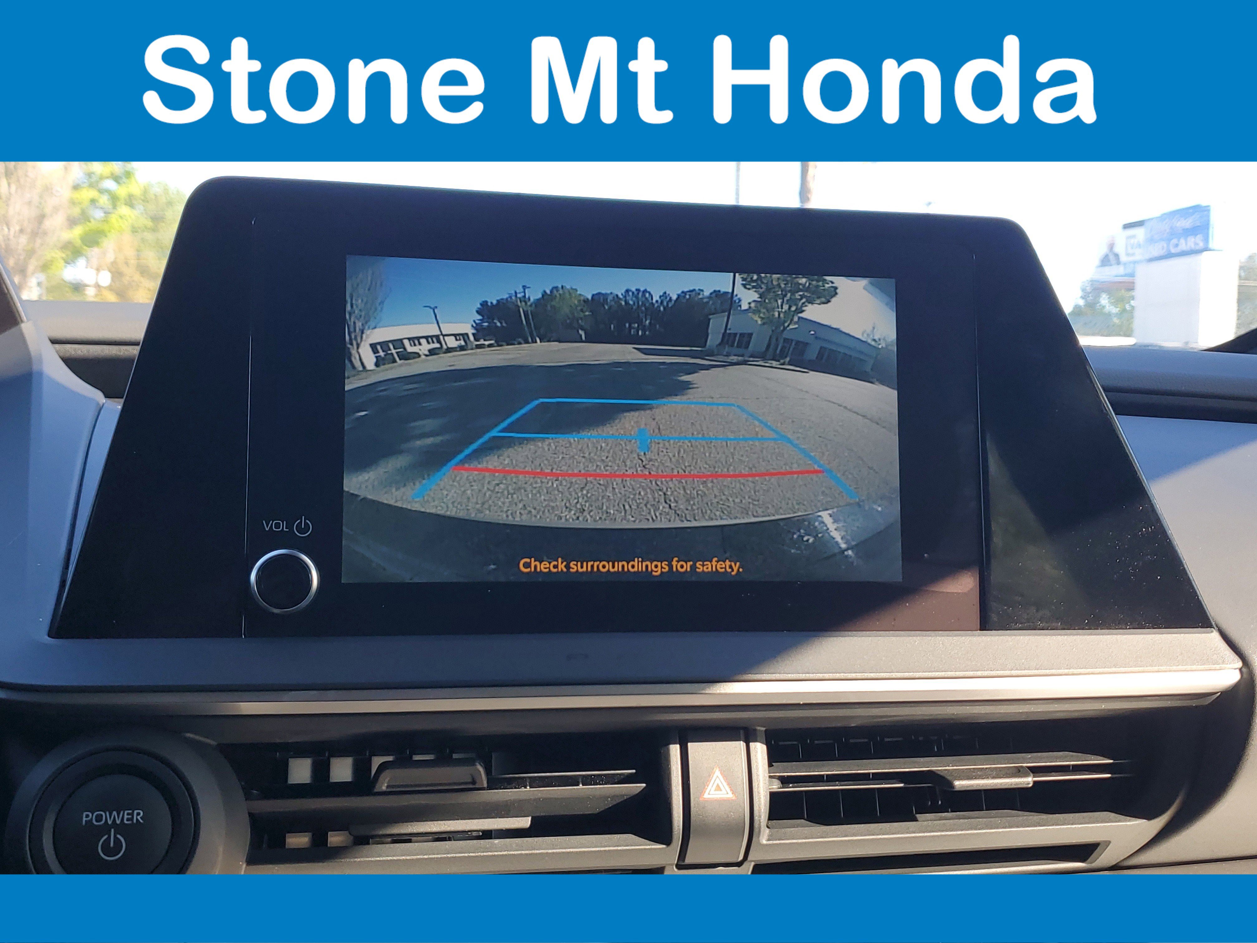 Used 2024 Toyota Prius LE image 25