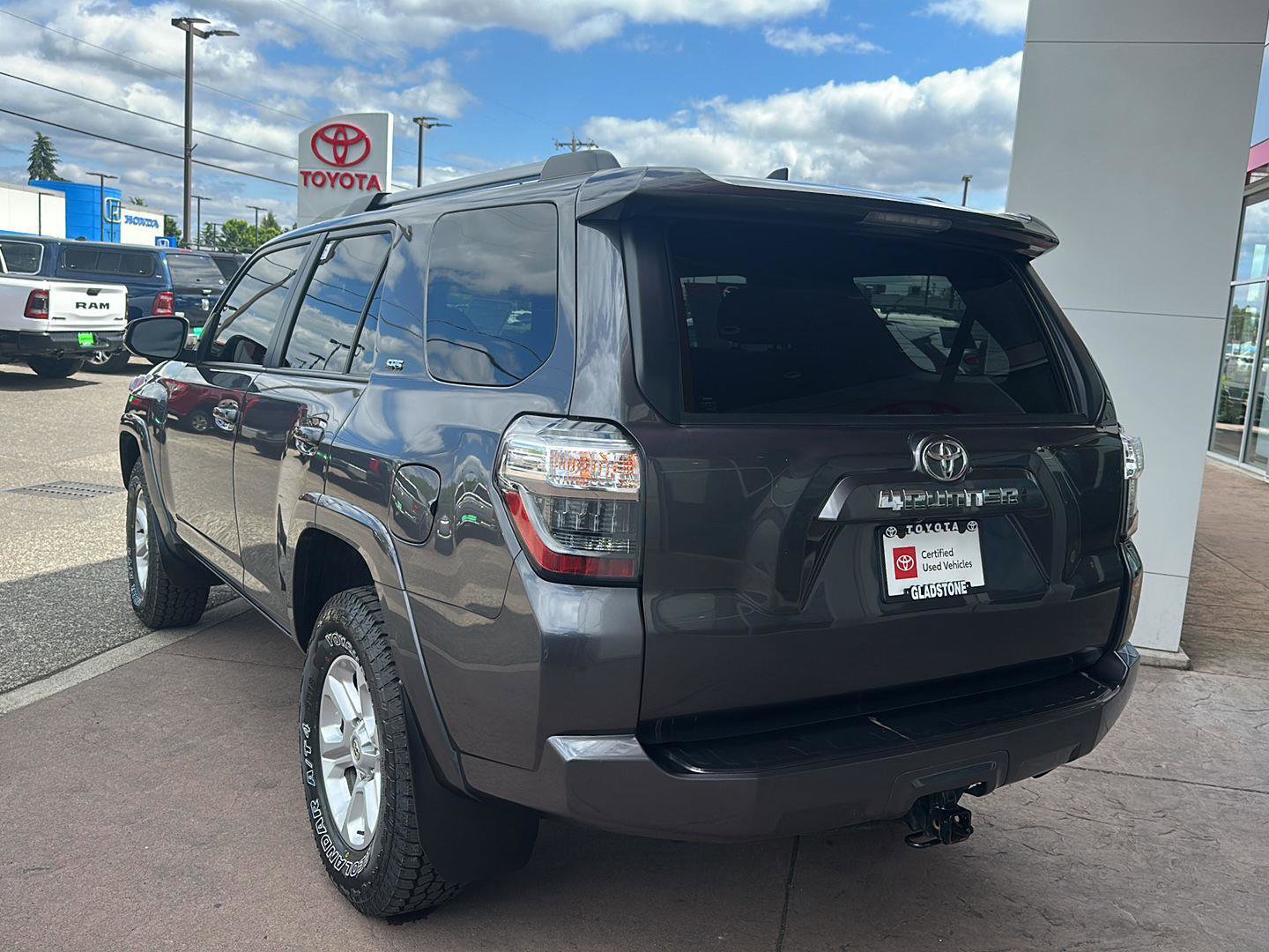 Certified 2023 Toyota 4Runner SR5 Premium w/ Moonroof Package AWD/4WD image 7