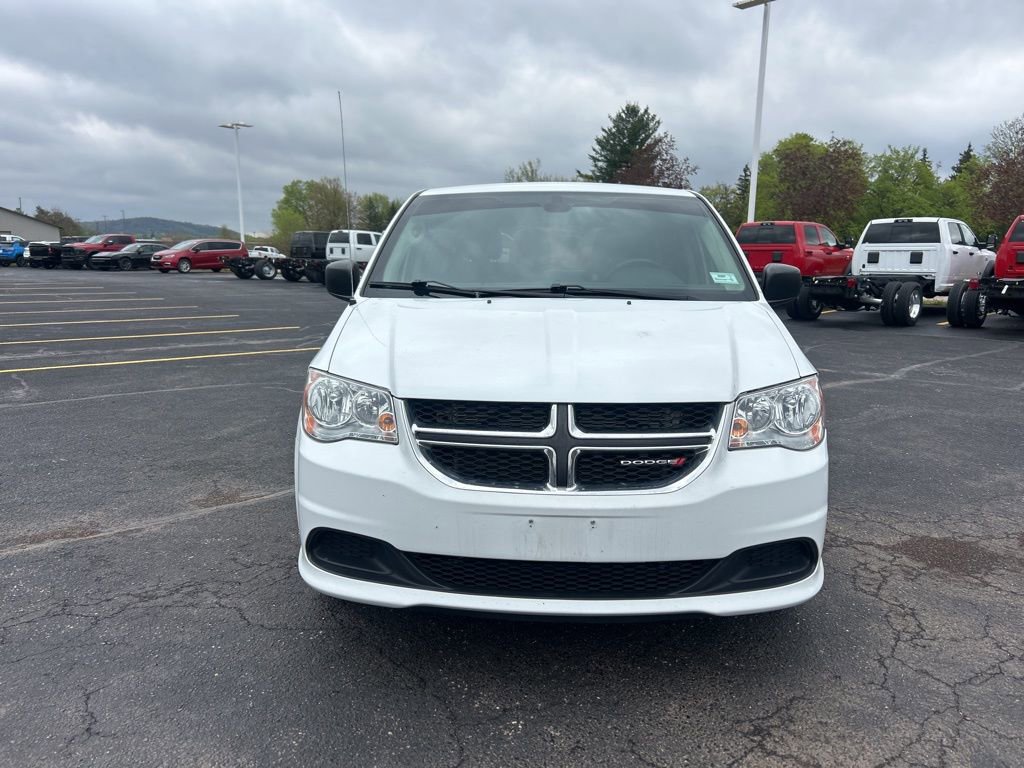 Used 2020 Dodge Grand Caravan SE w/ UConnect Hands-Free Group FWD image 2