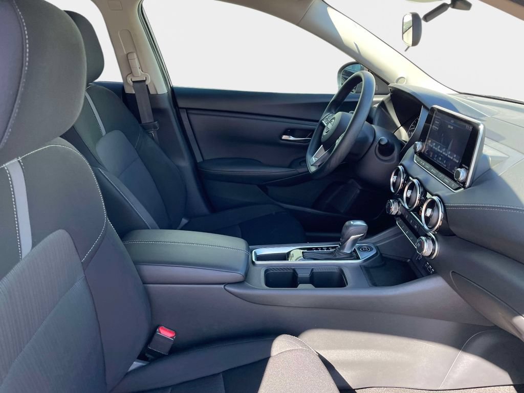 Used 2024 Nissan Sentra SV FWD image 10