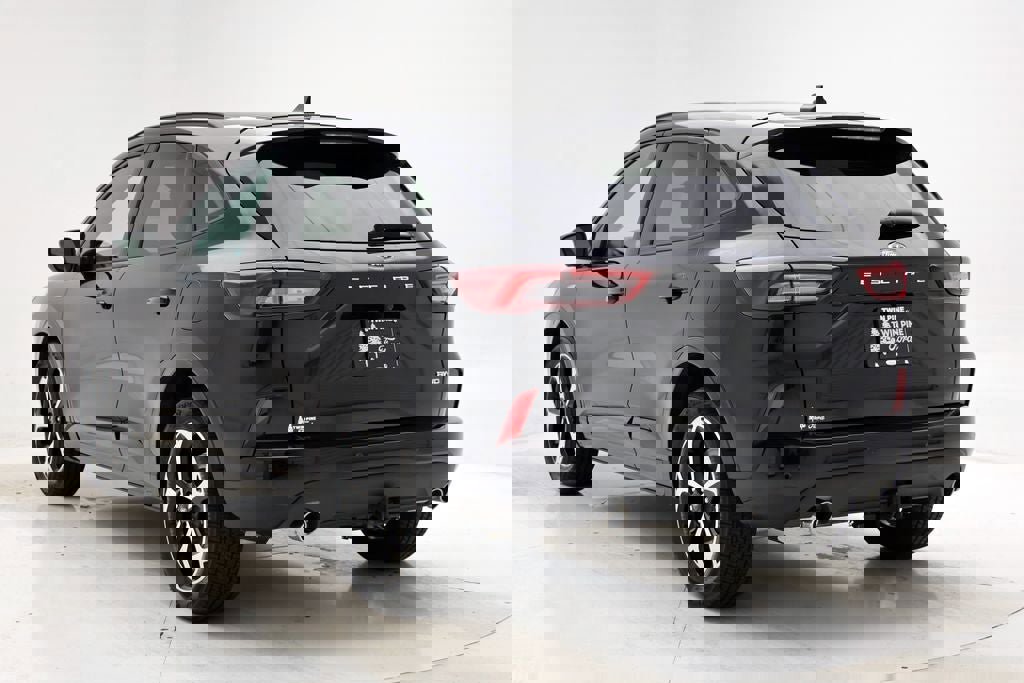 Used 2023 Ford Escape ST-Line Select w/ Tech Pack #2 image 7