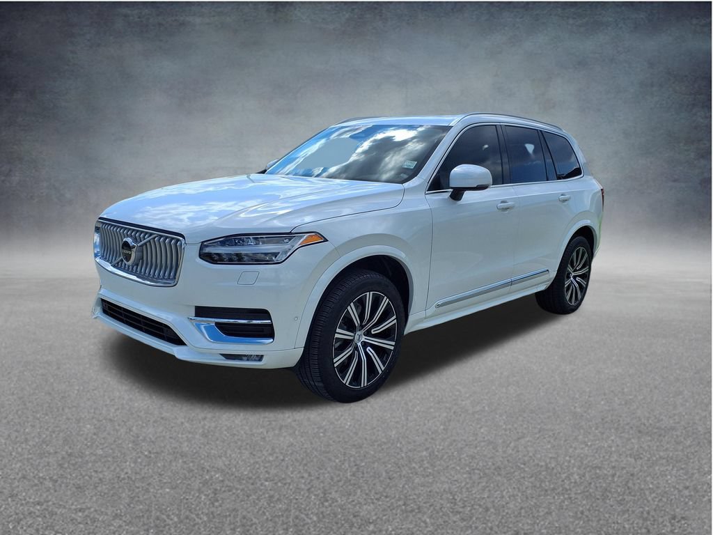 Certified 2025 Volvo XC90 B6 Plus AWD/4WD image 4