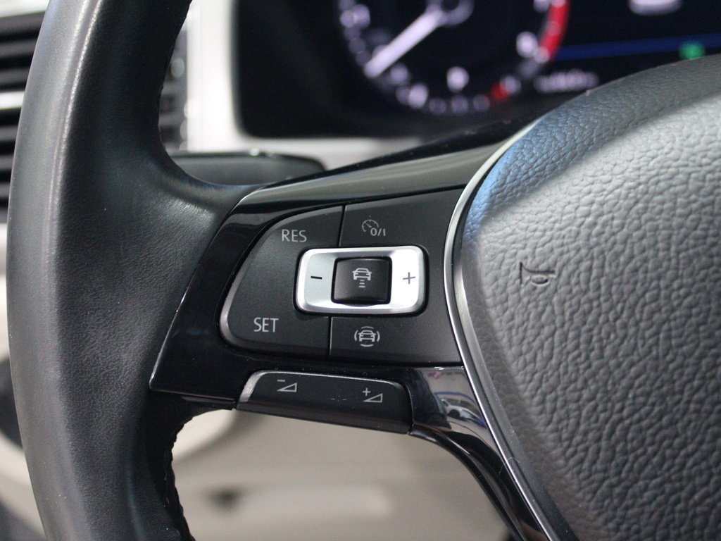 Used 2019 Volkswagen Atlas SEL R-Line image 26