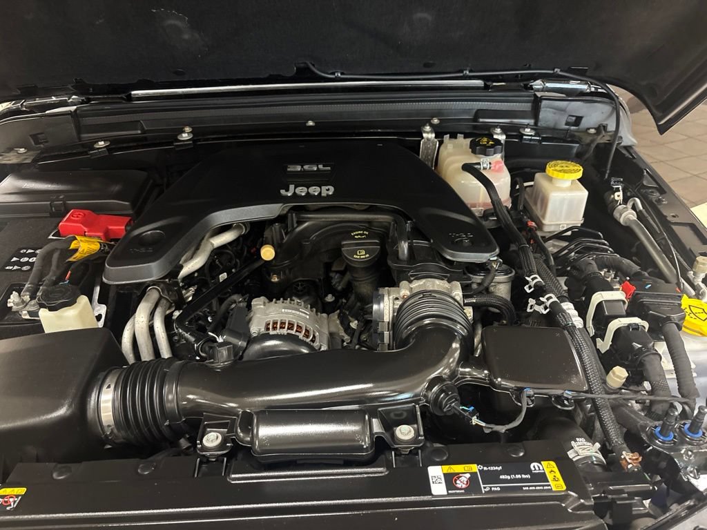 Used 2021 Jeep Gladiator Sport AWD/4WD image 38