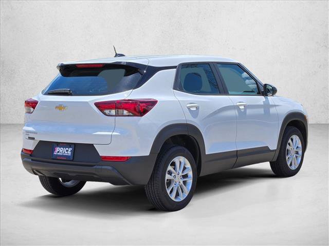Used 2026 Chevrolet TrailBlazer LS AWD/4WD image 5