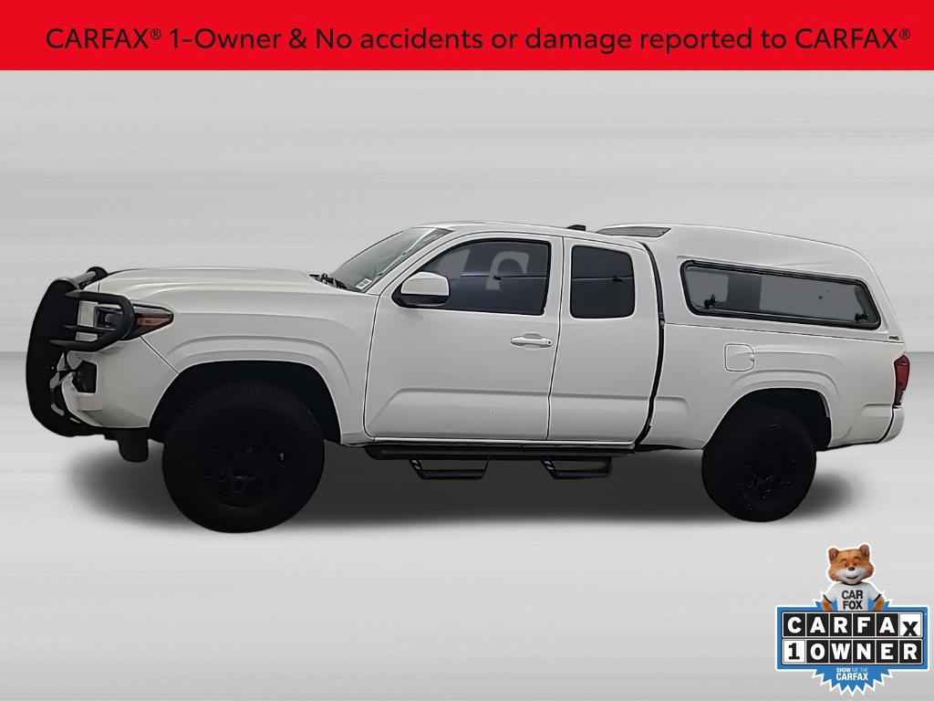 Used 2023 Toyota Tacoma SR w/ SR Convenience Package RWD image 3