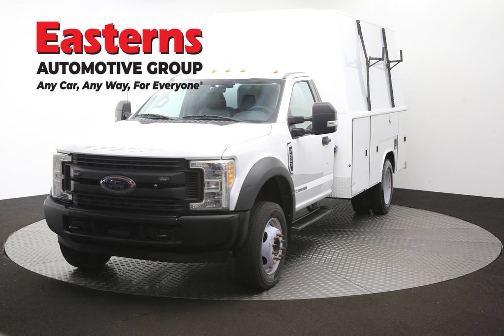 Used 2017 Ford F550 2WD Regular Cab Super Duty image 54