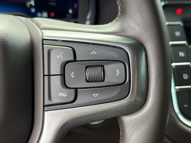 Used 2024 Chevrolet Tahoe Z71 w/ Luxury Package AWD/4WD image 26