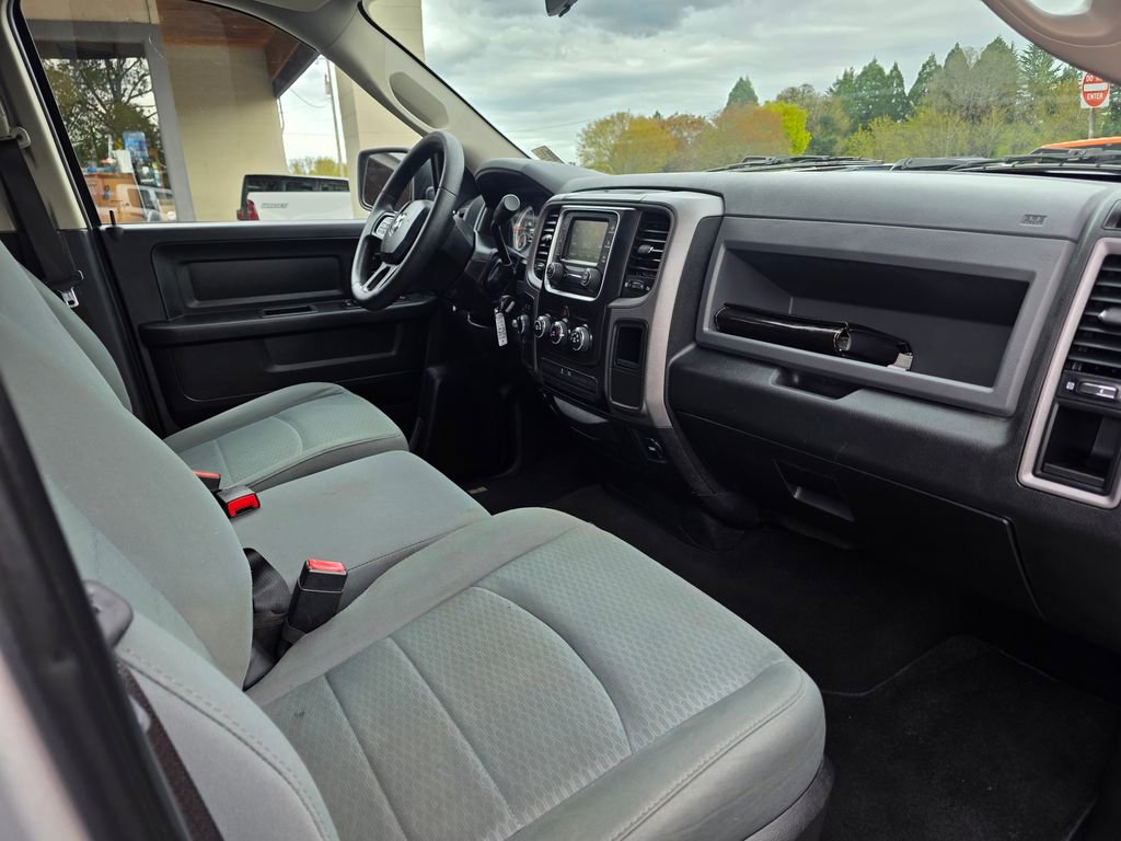Used 2017 RAM 1500 ST w/ SXT Appearance Group AWD/4WD image 22