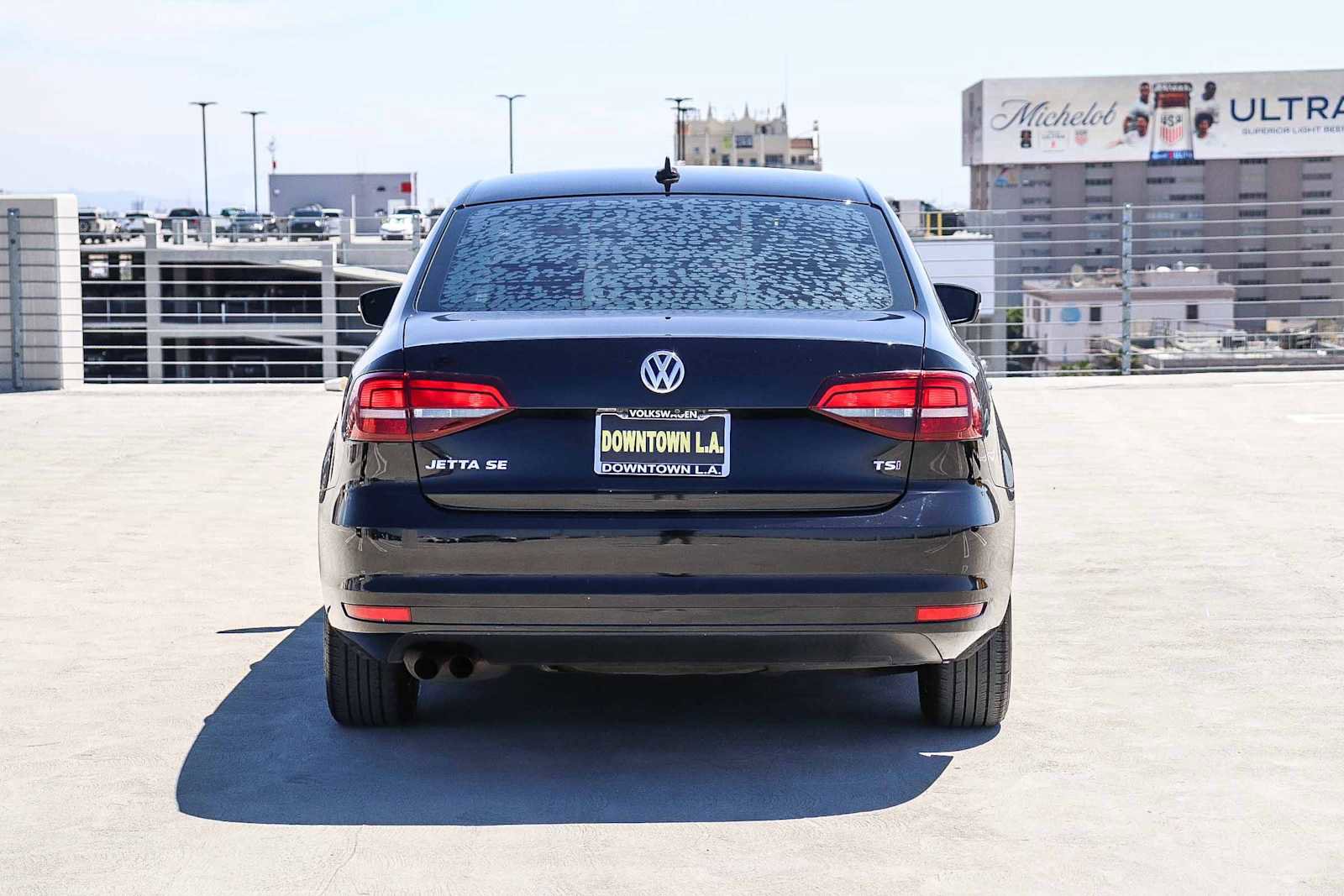 Used 2017 Volkswagen Jetta SE image 5