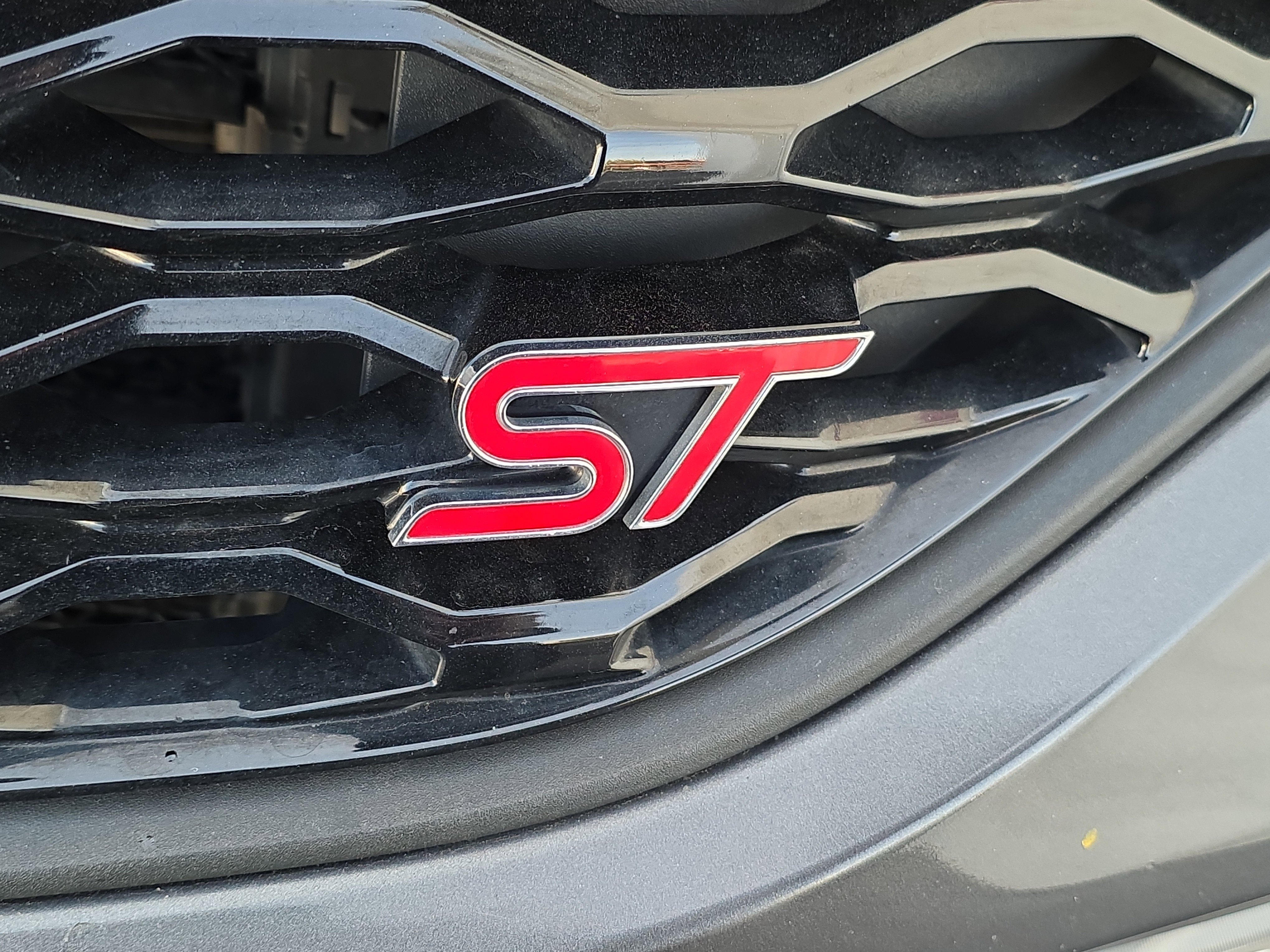 Used 2020 Ford Explorer ST image 3