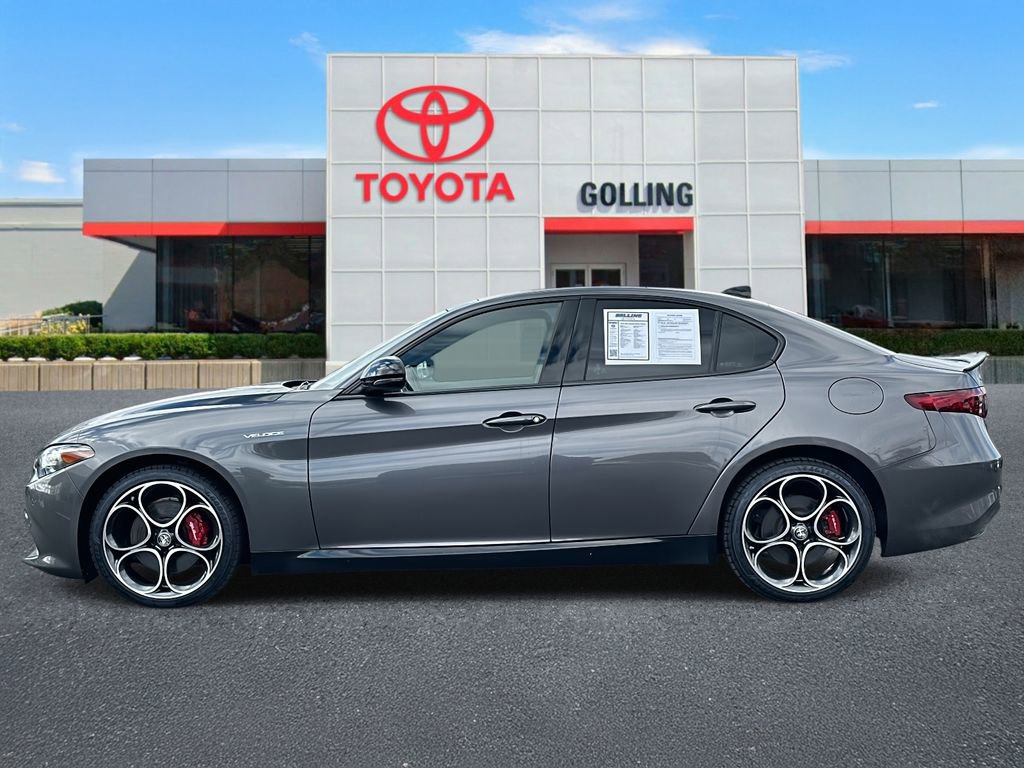 Used 2022 Alfa Romeo Giulia Veloce image 2