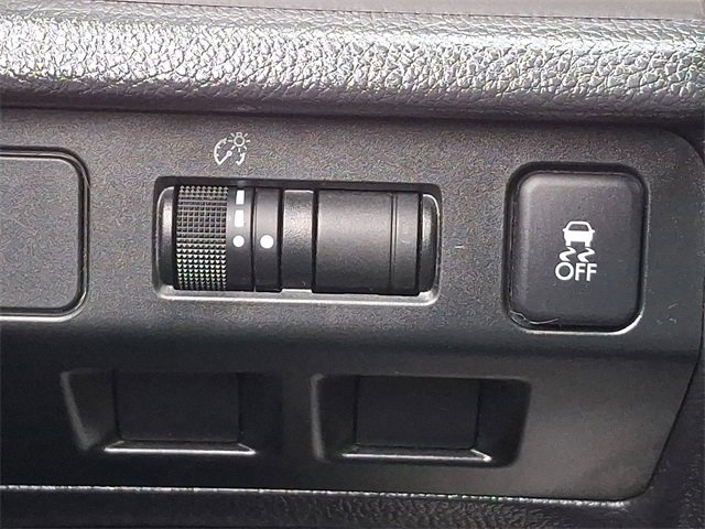 Used 2016 Subaru Crosstrek 2.0i Premium w/ Moonroof Package image 27