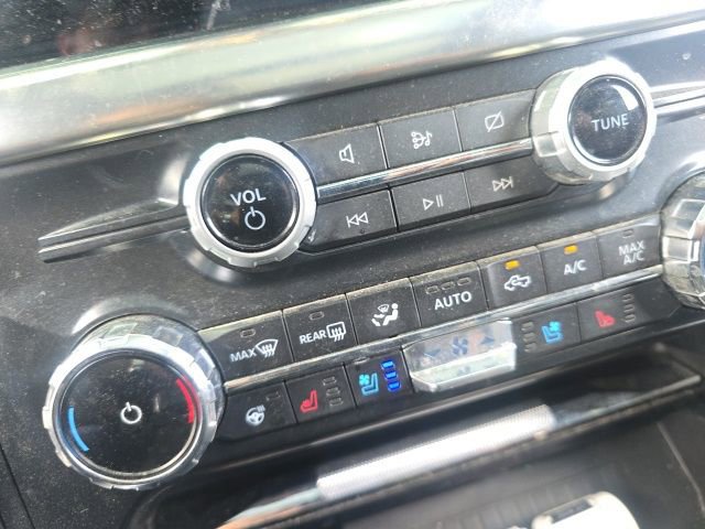 Used 2022 Ford F150 Lariat w/ Equipment Group 502A High image 31