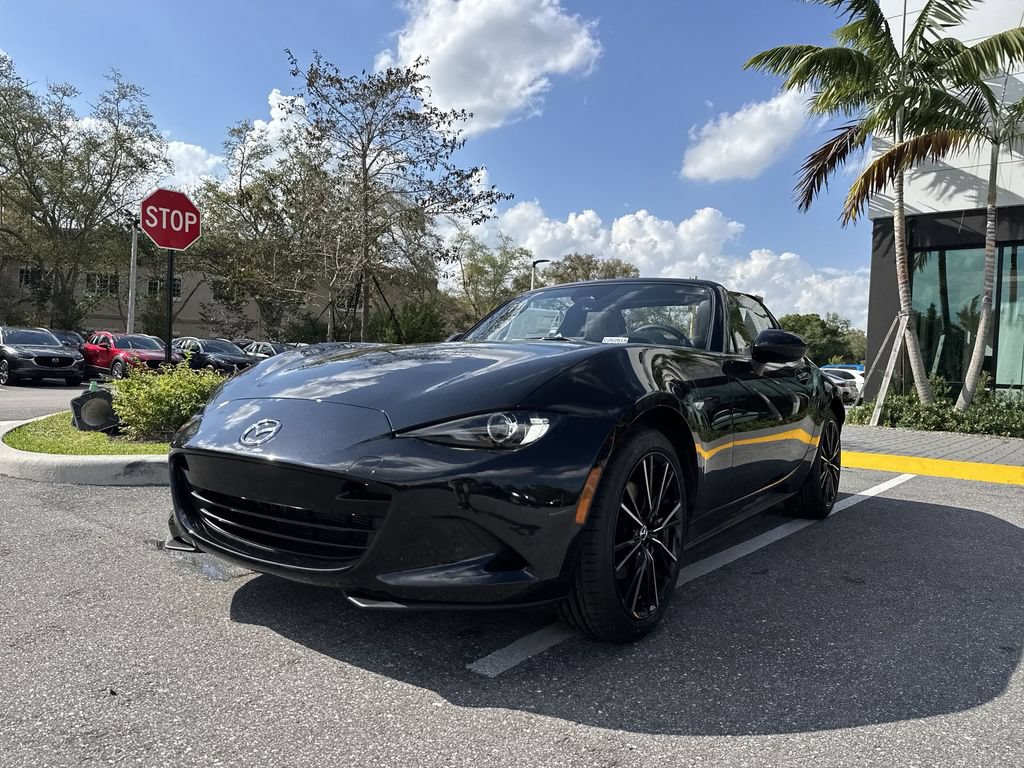 New 2026 MAZDA MX-5 Miata RF Grand Touring RWD image 31