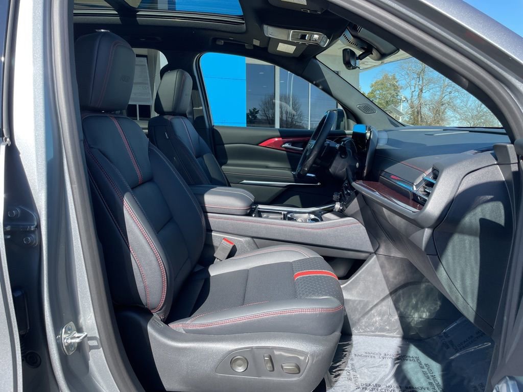 New 2026 Chevrolet Traverse RS image 28