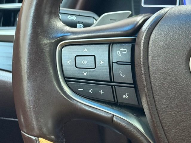 Used 2019 Lexus ES 300h w/ Luxury Package image 18