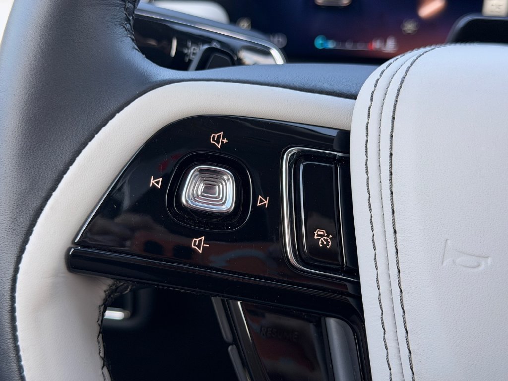 New 2026 Lincoln Aviator Reserve AWD/4WD image 13