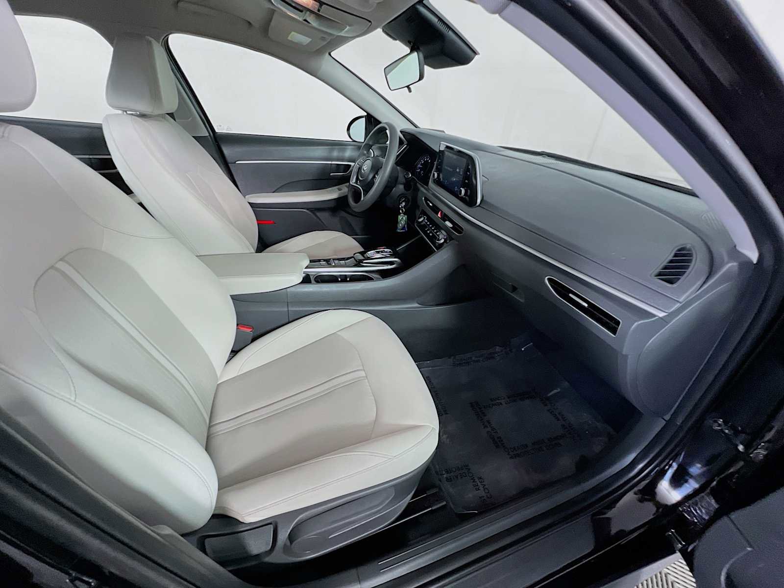 Used 2023 Hyundai Sonata SE FWD image 26