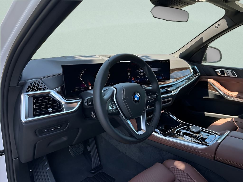 New 2026 BMW X5 sDrive40i image 9