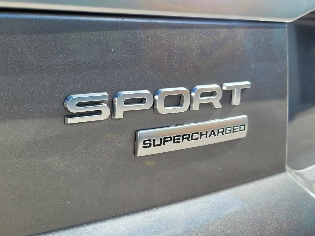 Used 2015 Land Rover Range Rover Sport Supercharged image 18