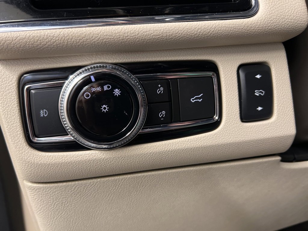 Used 2019 Lincoln Navigator L Reserve image 26