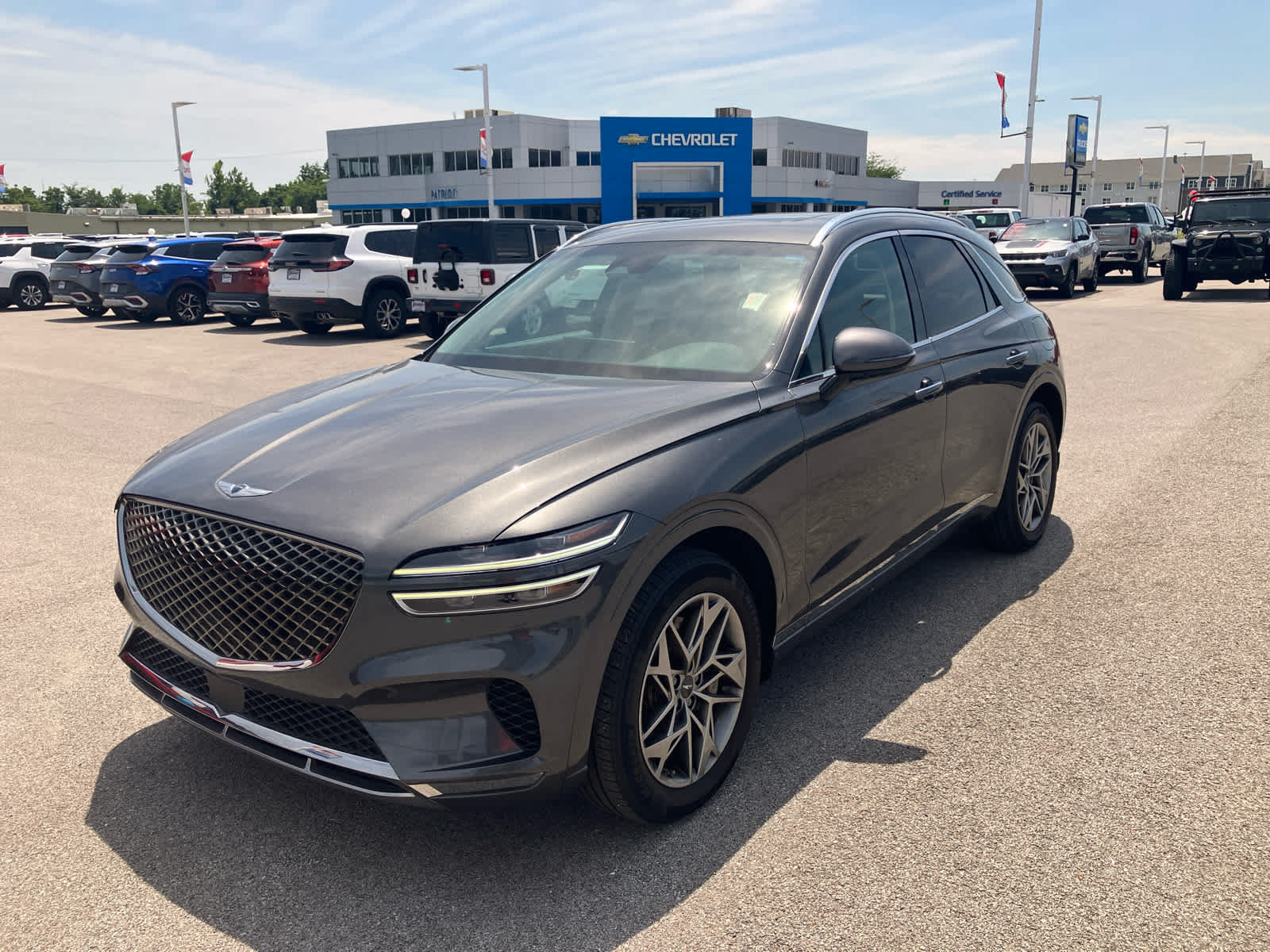 Used 2023 Genesis GV70 2.5T w/ Select Package AWD/4WD image 3
