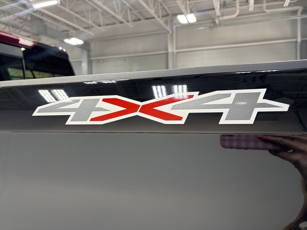 Used 2024 Chevrolet Silverado 1500 RST image 18