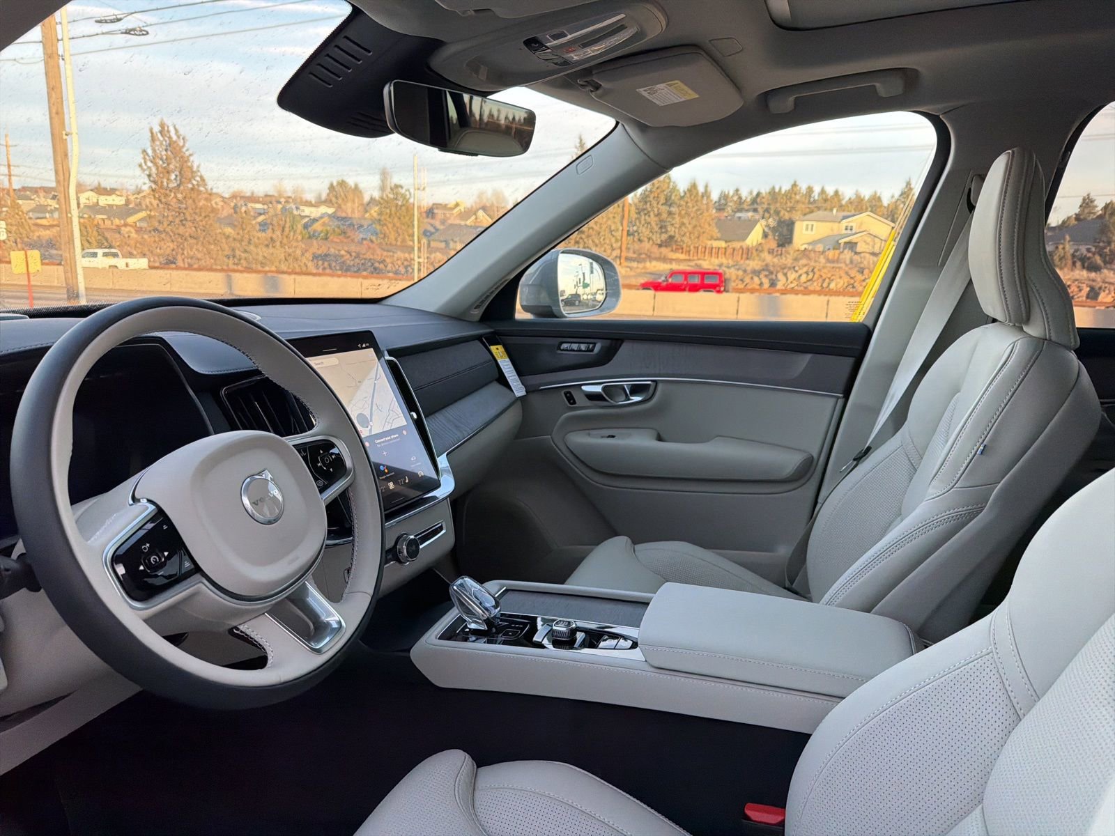 New 2026 Volvo XC90 B6 Ultra w/ Protection Package image 13