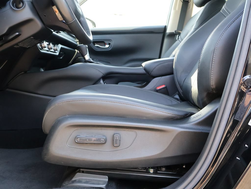 Certified 2024 Honda HR-V EX-L image 31