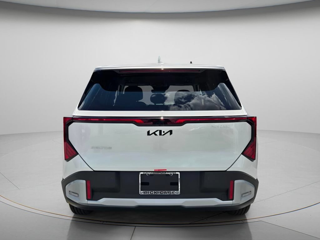 New 2027 Kia Seltos LX FWD image 4
