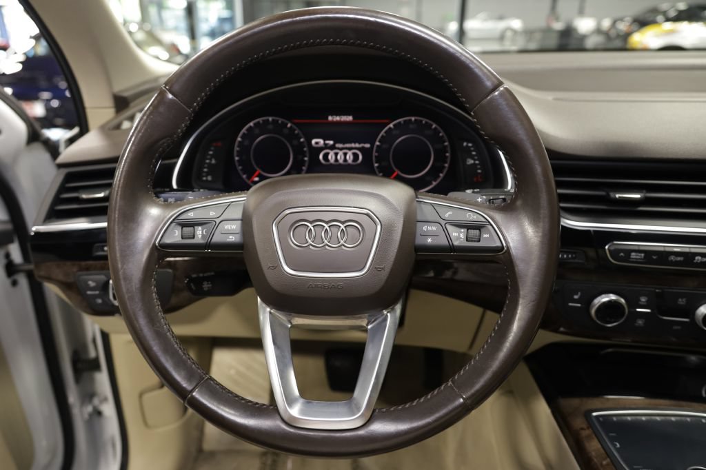 Used 2017 Audi Q7 3.0T Premium Plus AWD/4WD image 27