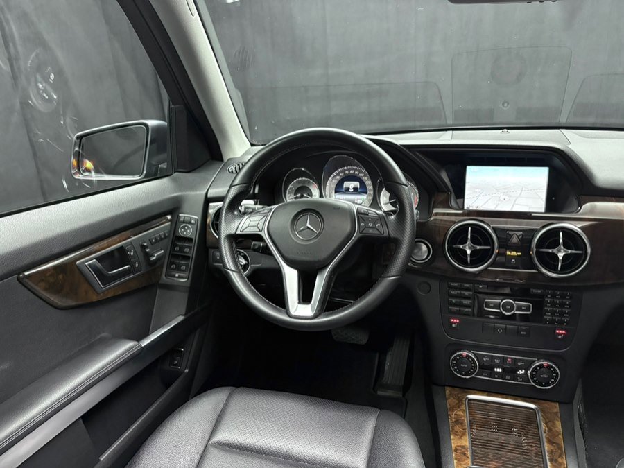 Used 2014 Mercedes-Benz GLK 350 4MATIC w/ Sport Package w/ Premium 1 Package image 38