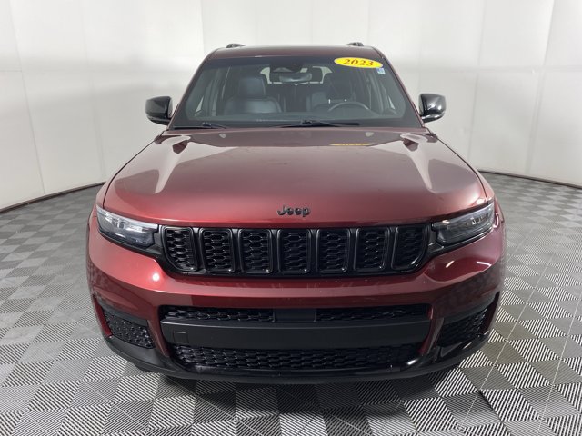 Used 2023 Jeep Grand Cherokee L Altitude AWD/4WD image 12
