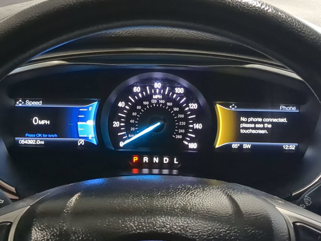 Used 2020 Ford Fusion SE FWD image 35