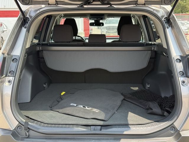 Used 2026 Toyota RAV4 LE FWD image 33