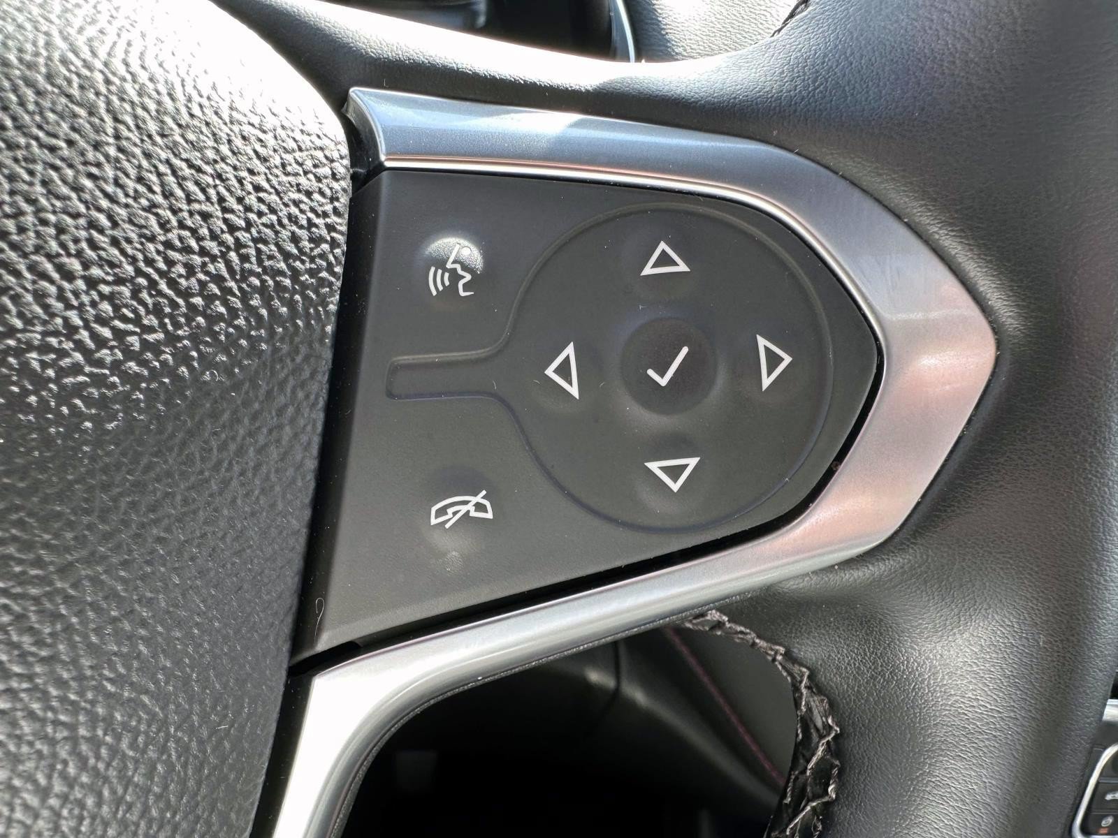 Used 2023 Chevrolet Traverse RS AWD/4WD image 18